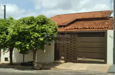 Casa com 2 quartos à venda no Centro, Ibirá 