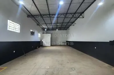 Salão comercial amplo para locação lizado na vila anchieta.