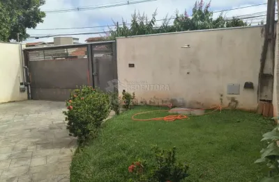 Residencial santa filomena - casa com 03 dormitórios e 02 vagas de garagem cobertas