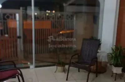 Jardim conceição casa de esquina com 02 dormitórios, sendo 01 tipo apartamento.