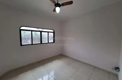 Casa com 3 quartos para alugar no Parque Residencial Lauriano Tebar, São José do Rio Preto 