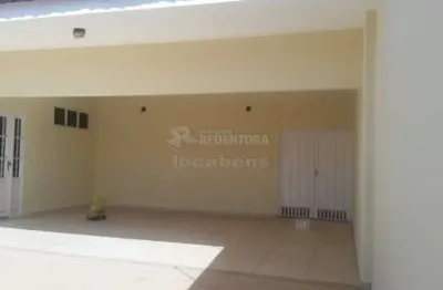 Jardim tarraf ii casa com 03 dormitórios e 02 vagas de garagem.