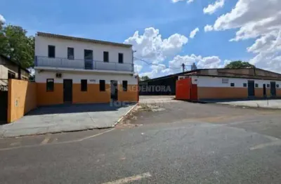 Imóvel para locação com escritórios, pátio e salão (galpão) vila toninho