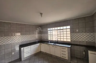 Casa com 4 quartos para alugar no Parque das Flores II, São José do Rio Preto 
