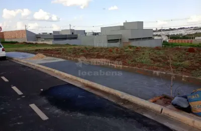 Terreno em condomínio fechado à venda na Vila São Jorge, São José do Rio Preto 