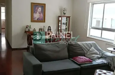 Apartamento 110m2, 2 dorm com suíte, vaga demarcada,gonzaga