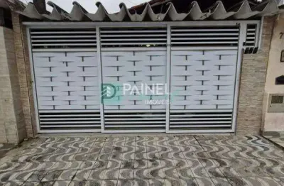 Casa à venda na Rua Potiguares, Tupi, Praia Grande