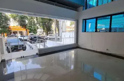 Loja para locação em gonzaga - santos: 500m² e 8 banheiros