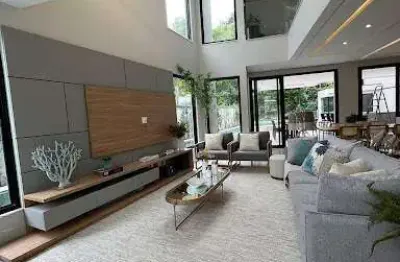 Casa de luxo em condomínio no jd paulista - bertioga