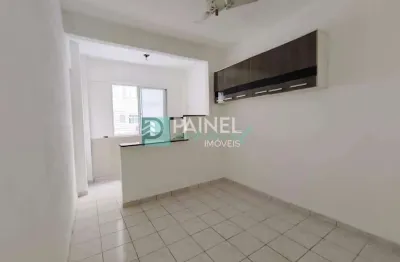 Kitnet reformada para locação – 5 minutos da praia, no centro de são vicente