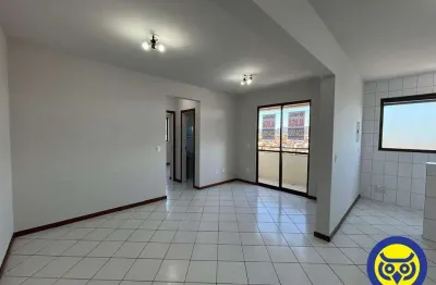Apartamento com 2 quartos para alugar na Rua Antônio Luiz Medeiros, Barreiros, São José