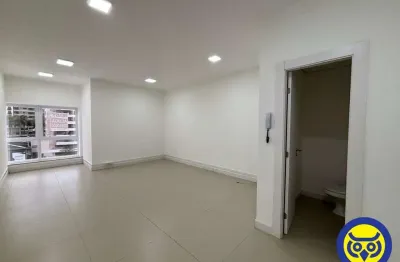 Sala comercial para alugar na Rua General Liberato Bittencourt, Canto, Florianópolis