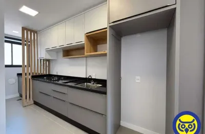 Apartamento com 2 quartos para alugar na Avenida Hercílio Luz, Centro, Florianópolis