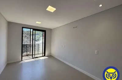 Apartamento com 2 quartos para alugar na Avenida Hercílio Luz, Centro, Florianópolis