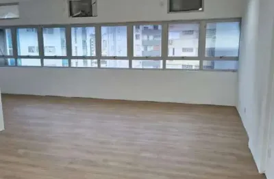 Sala comercial para alugar na Avenida Prefeito Osmar Cunha, Centro, Florianópolis