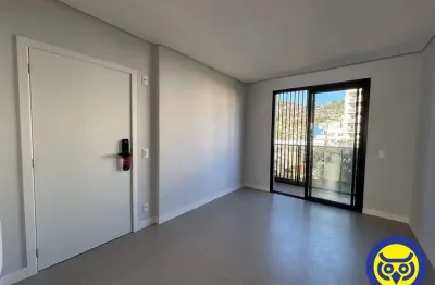 Apartamento com 2 quartos para alugar na Avenida Hercílio Luz, Centro, Florianópolis