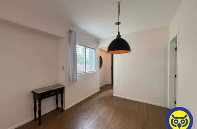 Apartamento com 3 quartos para alugar na Rua Hermann Blumenau, Centro, Florianópolis