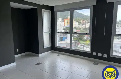 Sala comercial para locação na Trindade - 1 ambiente, 1 banheiro
