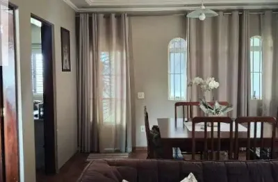 Casa com 4 quartos à venda na vila são sebastião, mogi das cruzes , 170 m2 por r$ 780.000