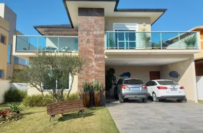 Linda casa em condomínio fechado praia dos ingleses .