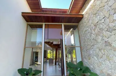Casa de alto padrão à venda em praia do forte - área total 544 m2 - áre útil 522m2 - 2 pavimentos