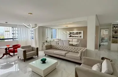 Itaigara | 202 m² - 3 suítes - lavabo - sala ampla - gabinete - varanda integrada ao living