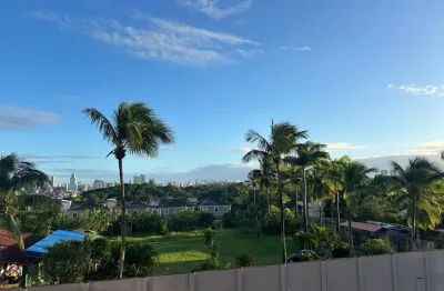 Apartamento à venda no cabula | 2/4 | 1 suíte | 51 m² | porcelanato | ventilado | 1 vaga de garagem