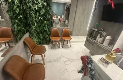Venda | sala comercial alpha medical center | 45 m² | nascente | finamente decorada | armários