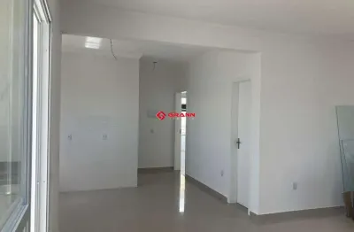 Apartamento 2 dormitórios - ingleses  2 km da praia
