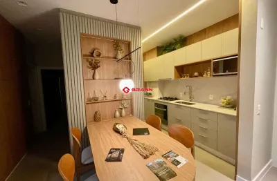 Lindo apartamento 2 dormitórios mobiliado e decorado proximo ao mar