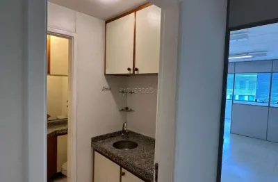 Sala comercial à venda na Avenida Luís Carlos Prestes, Barra da Tijuca, Rio de Janeiro