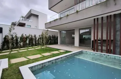 Casa em condomínio fechado com 4 quartos à venda na Rua Educador Içami Tiba, Vargem Pequena, Rio de Janeiro