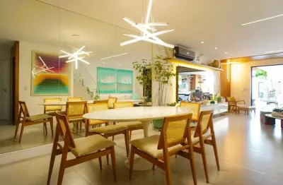 Barra da Tijuca | Casa de Condomínio 5 quartos, sendo 5 suites