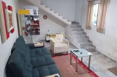 Casa com 2 quartos à venda na Rua Valdomiro Gonzaga Silva, Jardim das Oliveiras, São Paulo