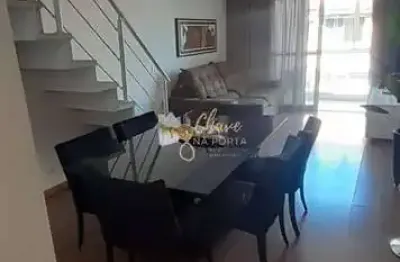 Sobrado amplo à venda em itapecerica da serra com 3 dormitórios