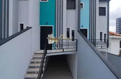 Sobrado amplo à venda no jardim patente novo com 2 dormitórios