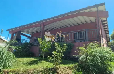 Casa ampla à venda no alto da riviera com 3 dormitórios