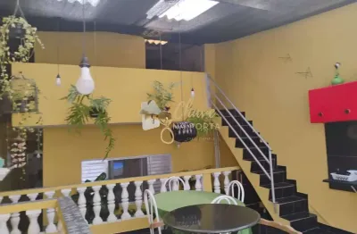 Sobrado com 2 casas e área de lazer à venda no jardim capela