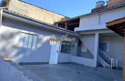 Casa ampla à venda no jardim kagohara com 2 dormitórios