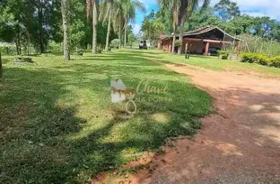 Chácara ampla à venda no centro de ibiúna com 3 dormitórios