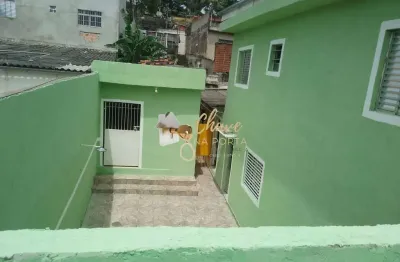 Casa com 2 quartos à venda na Rua Valdomiro Gonzaga Silva, Jardim das Oliveiras, São Paulo