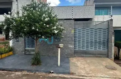 Casa com 3 quartos à venda na rua rodolfo preto, 151, jardim colúmbia d, londrina por r$ 640.000