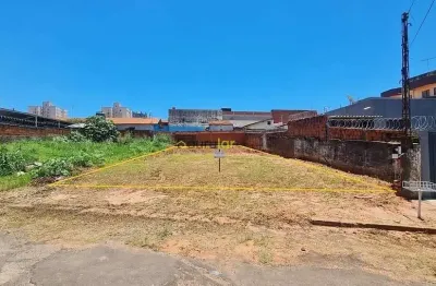 Terreno à venda na Rua Jacó Rosalino, Jardim Cruzeiro do Sul, Bauru
