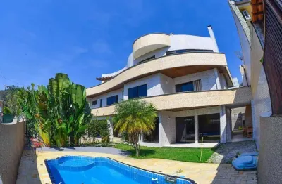 Casa com 7 dormitórios à venda por r$ 8.600.000,00 - cabeçudas - itajaí/sc