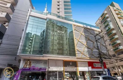 Apartamento com 3 dormitórios à venda, 141 m² por r$ 6.700.000 - centro - balneário camboriú/sc