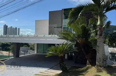 Casa com 4 dormitórios à venda, 432 m² por r$ 5.900.0000 - barra - balneário camboriú/sc