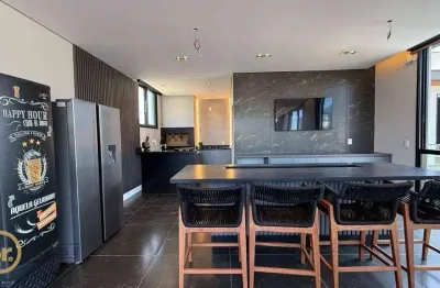 Casa luxuosa para quem é exigente, piscina tratamento com sal, uma casa incróvel para quem exige excelência em morar bem