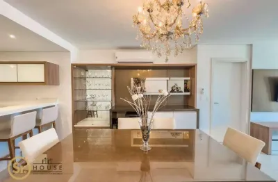 Praia brava neste incrível condomínio com 3 dormitórios, área de lazer completa