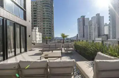 Apartamento com 4 suítes, 135 m², área de lazer completa - centro - balneário camboriú/sc