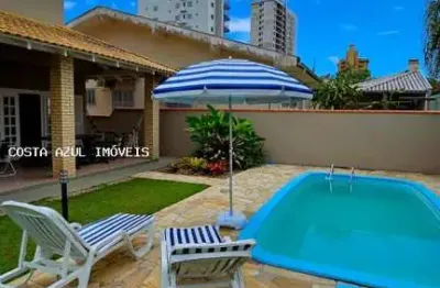 Casa para venda em balneário piçarras, centro, 3 dormitórios, 1 suíte, 3 banheiros, 3 vagas